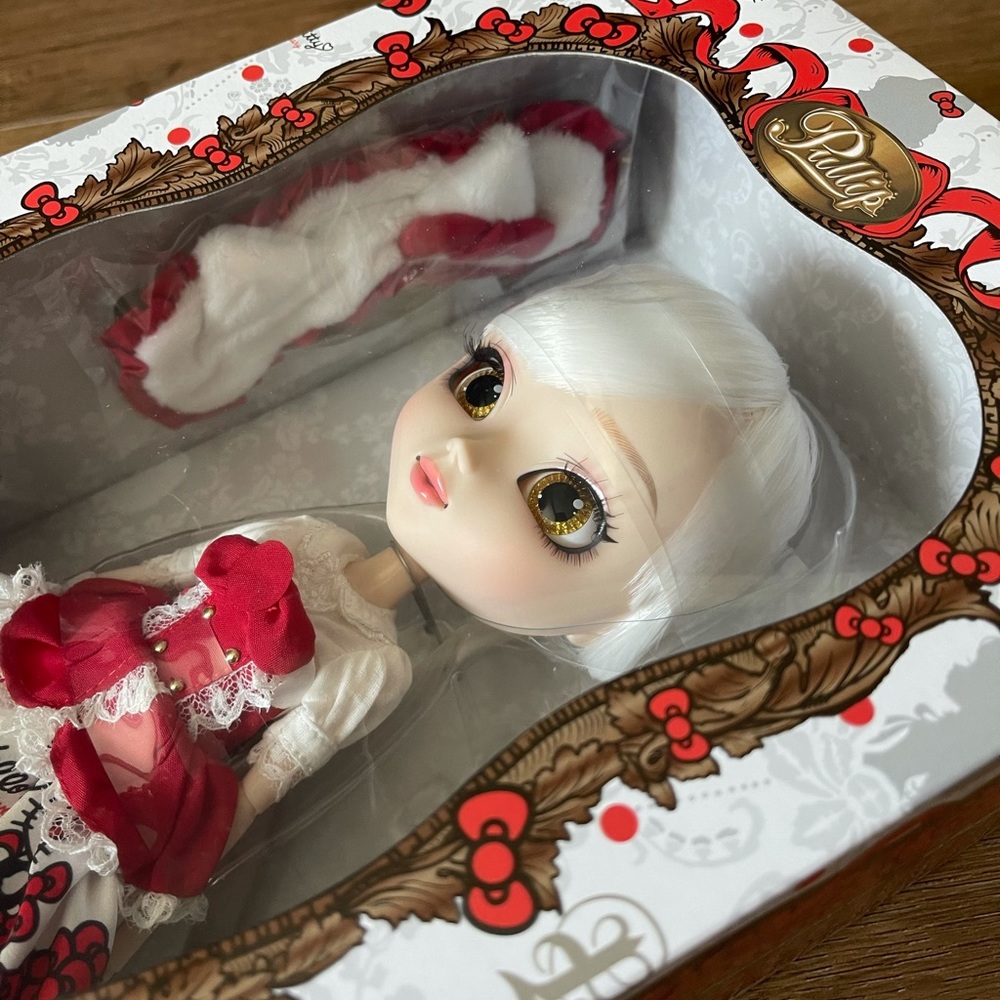 PULLIP (Sanrio)-RARE Limited Ed. Hello Kitty Doll - Picture 15 of 16